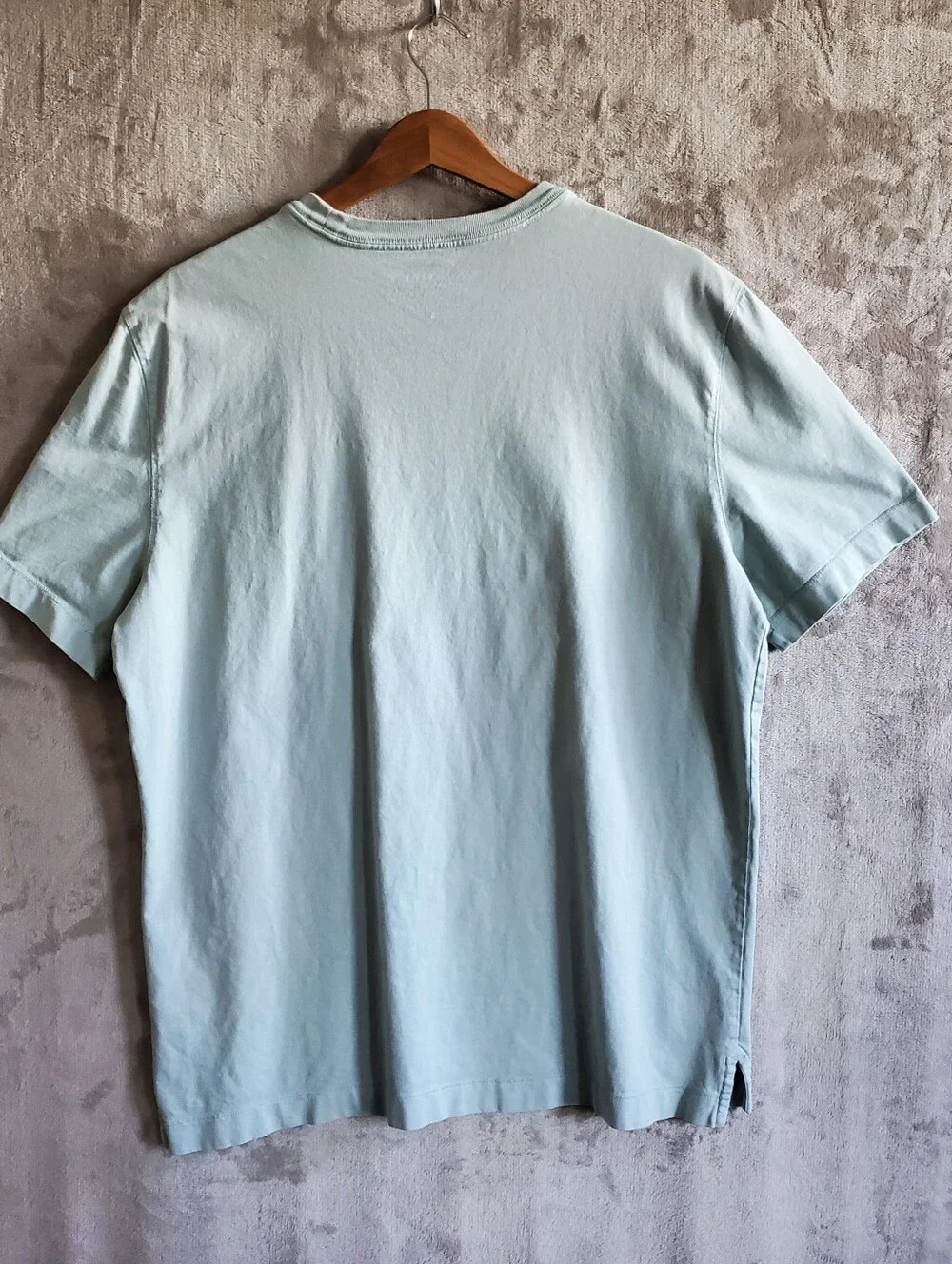 Banana Republic Authentic Tee Mens L Mint Green Supima Cotton Pocket T-shirt